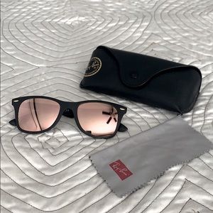 Ray Bans Wayfarer Liteforce